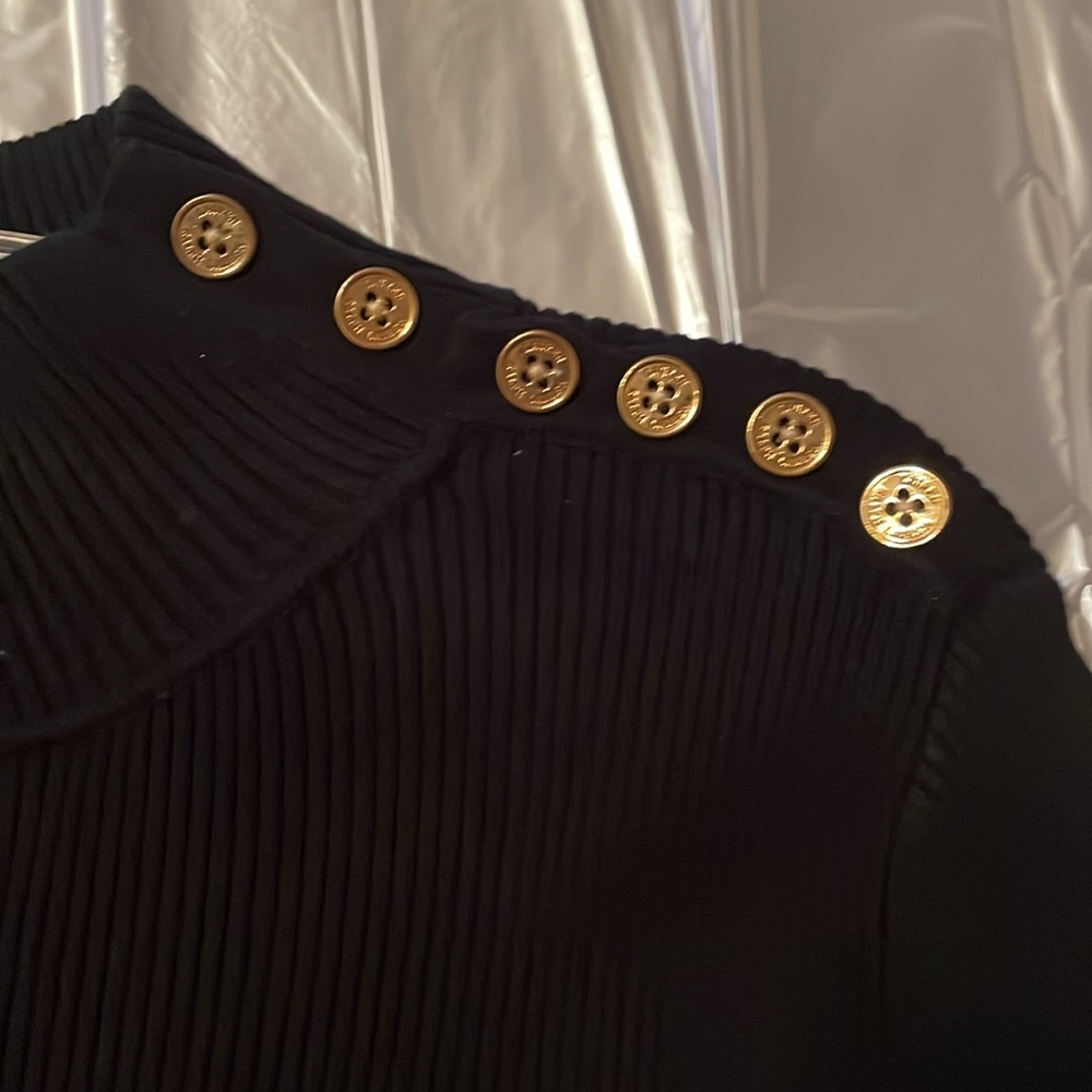 Ralph Lauren. Plus Size 1X. Black & Gold Mock Turtle w/gold buttons on shoulder - Picture 3 of 10
